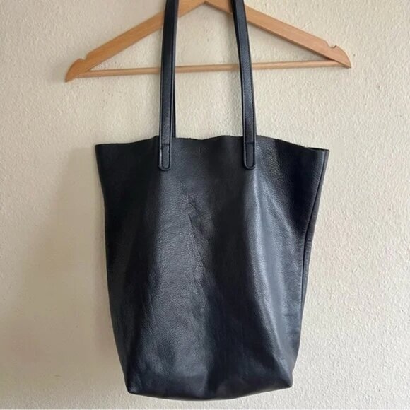 BAGGU Black Leather Basic Tote Bag - Picture 2 of 10